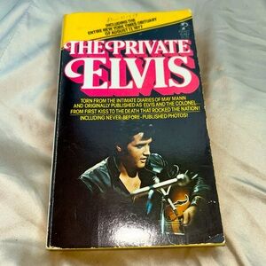 🛍️FOUR 4 THIRTY🛍️ The Private Elvis Paperback By May Mann 1977 Printing